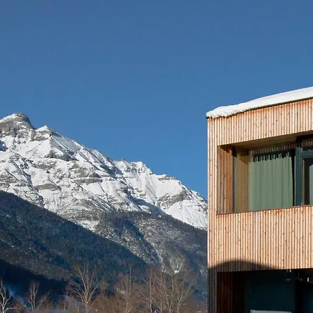 Alpin, 1 * ノイシュティフト・イム・シュトゥーバイタール